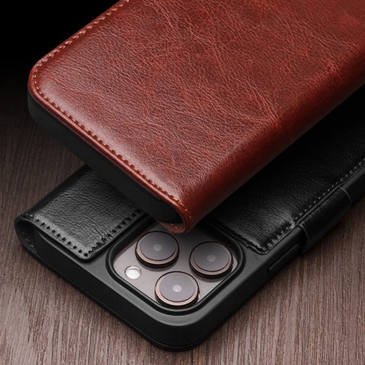 QIALINO Classic 103 Buckle Genuine Leather Phone Case, For iPhone 17e / 16e, For iPhone 17 Pro Max, For iPhone 17 Pro, For iPhone 17, For iPhone Air, For iPhone 15 Pro Max, For iPhone 15 Plus, For iPhone 15