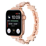 5-petaled Flower Zinc Alloy Chain Watch Band, For Apple Watch Series 8 41mm, For Apple Watch Series 8 45mm, For Apple Watch SE 2022 40mm, For Apple Watch SE 2022 44mm, For Apple Watch Series 7 41mm, For Apple Watch Series 7 45mm