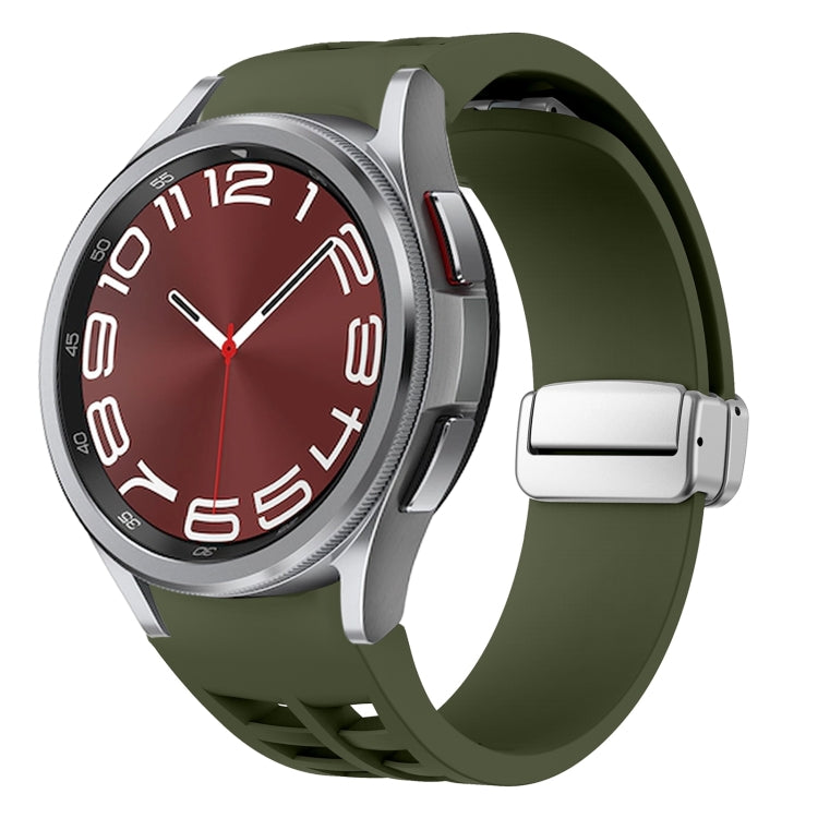 Richard Magnetic Folding Silver Buckle Silicone Watch Band, For Sansung Galaxy Watch 5 Pro 45mm, For Samsung Galaxy Watch 7 40 / 44mm, For Samsung Galaxy Watch 6 Classic 43 / 47mm