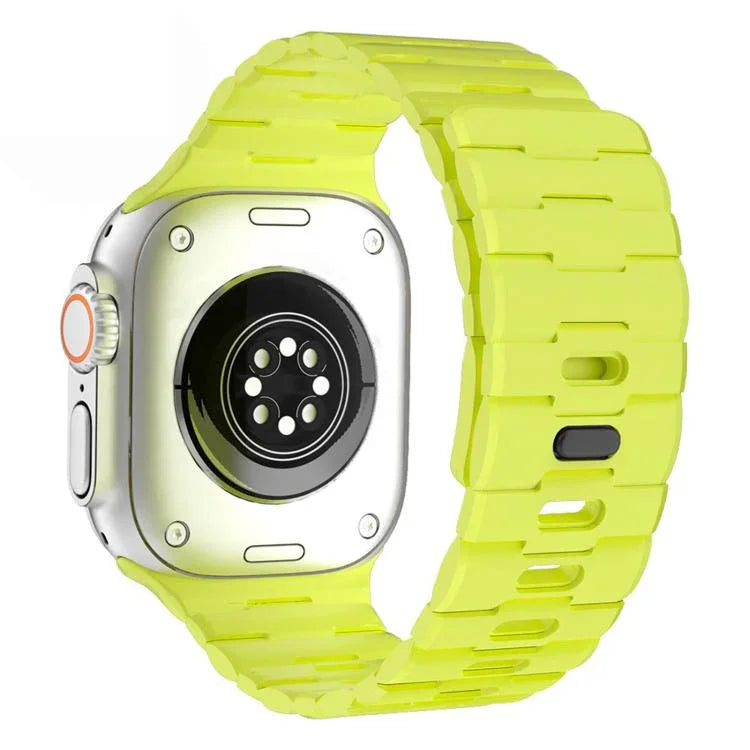 Horse-Embossed Single-Pin Magnetic Silicone Watch Band, For Apple Watch 46mm / 49mm / 45mm / 44mm